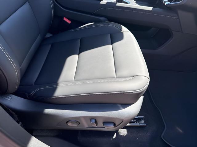 new 2025 GMC Acadia car, priced at $46,038