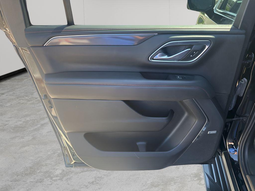used 2022 Chevrolet Suburban car, priced at $59,994