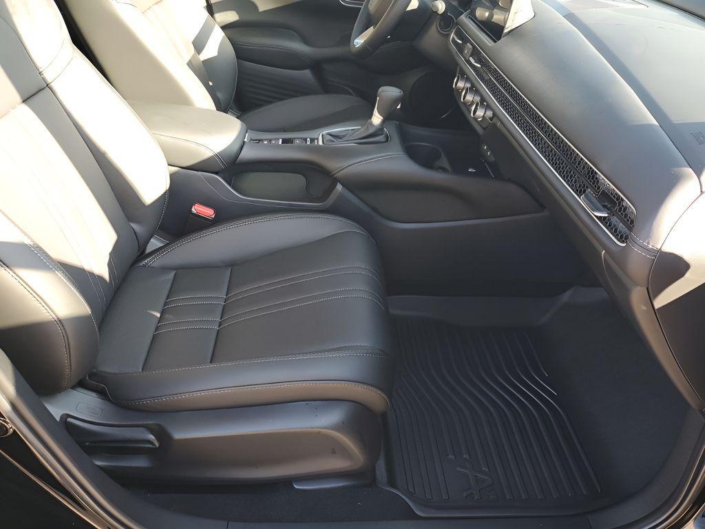 used 2026 Honda HR-V car, priced at $30,616