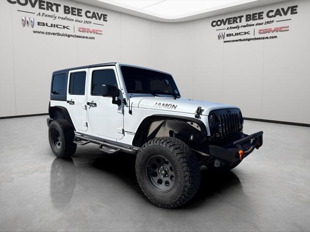 used 2015 Jeep Wrangler Unlimited car, priced at $18,897