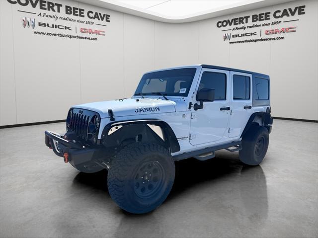 used 2015 Jeep Wrangler Unlimited car, priced at $18,897