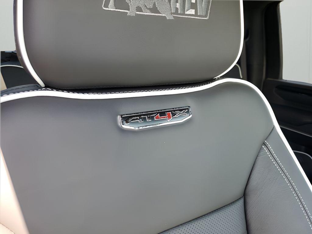 new 2025 GMC Sierra 2500 car, priced at $99,589