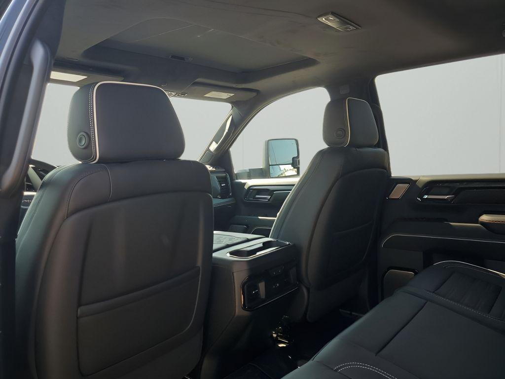 new 2025 GMC Sierra 2500 car, priced at $99,589
