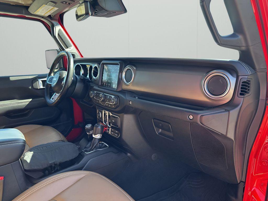 used 2020 Jeep Gladiator car, priced at $34,477