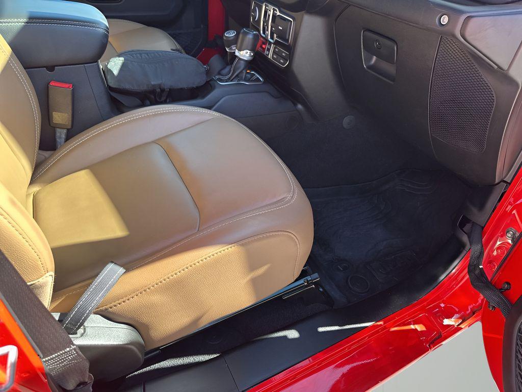 used 2020 Jeep Gladiator car, priced at $34,477