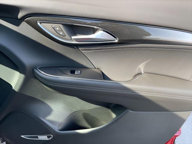 new 2025 Buick Envision car, priced at $38,061