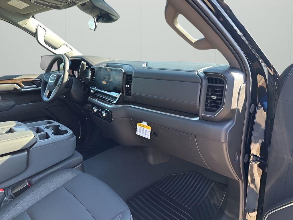 new 2026 GMC Sierra 1500 car, priced at $53,990