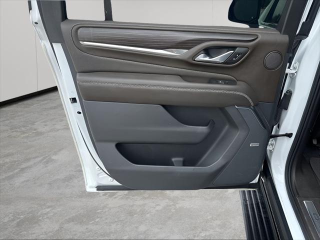 used 2022 GMC Yukon XL car, priced at $55,696