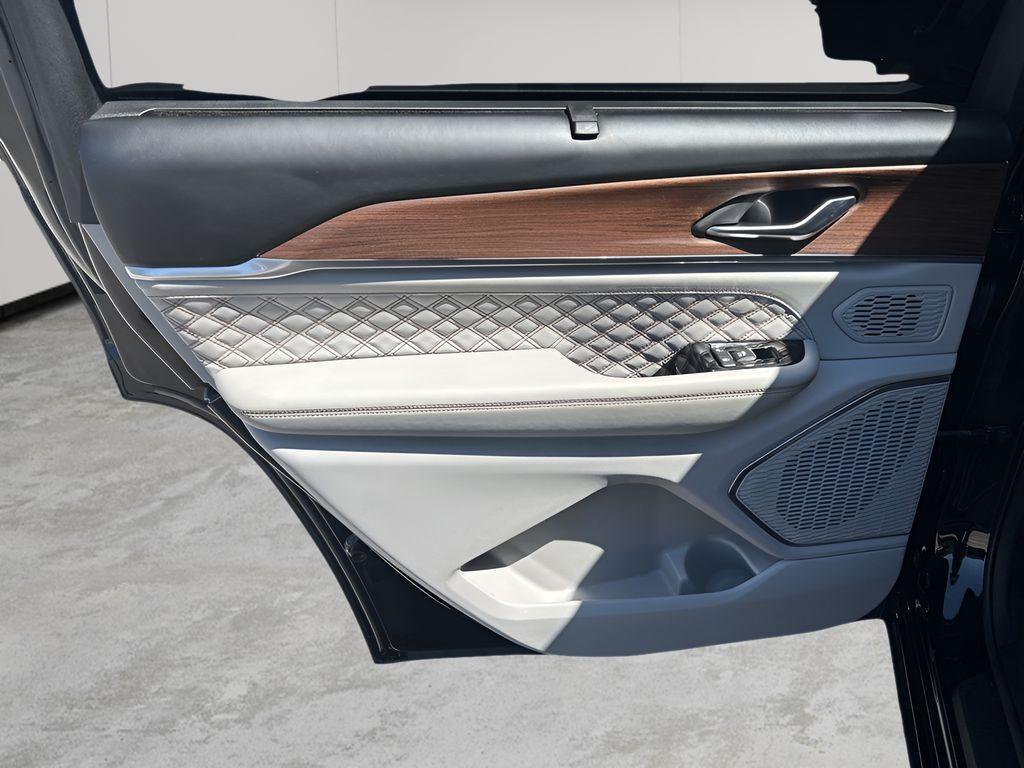 used 2021 Jeep Grand Cherokee L car, priced at $31,943