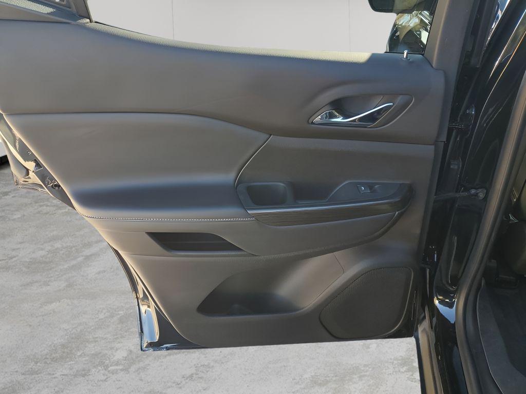 used 2023 GMC Acadia car, priced at $30,996