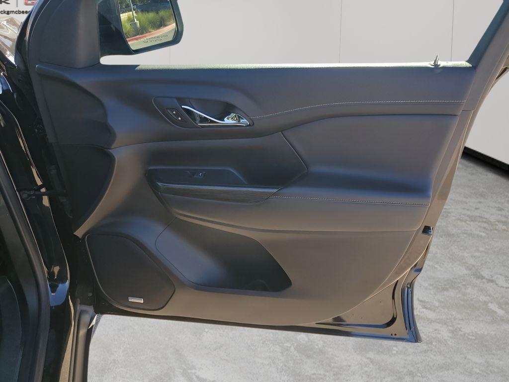 used 2023 GMC Acadia car, priced at $30,996