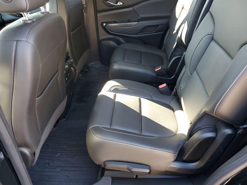 used 2023 GMC Acadia car, priced at $30,996