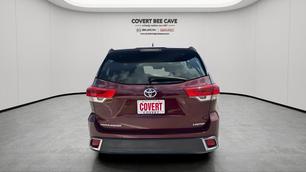 used 2018 Toyota Highlander car, priced at $24,795