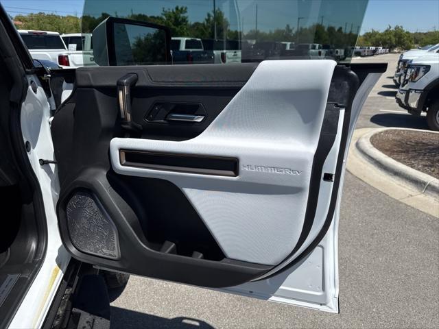new 2025 GMC HUMMER EV SUV car, priced at $91,195