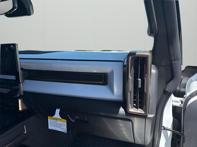 new 2025 GMC HUMMER EV SUV car, priced at $86,195