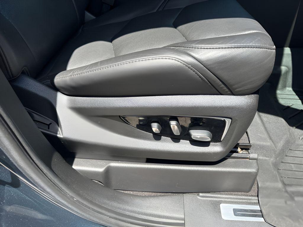 used 2020 Cadillac Escalade car, priced at $49,478