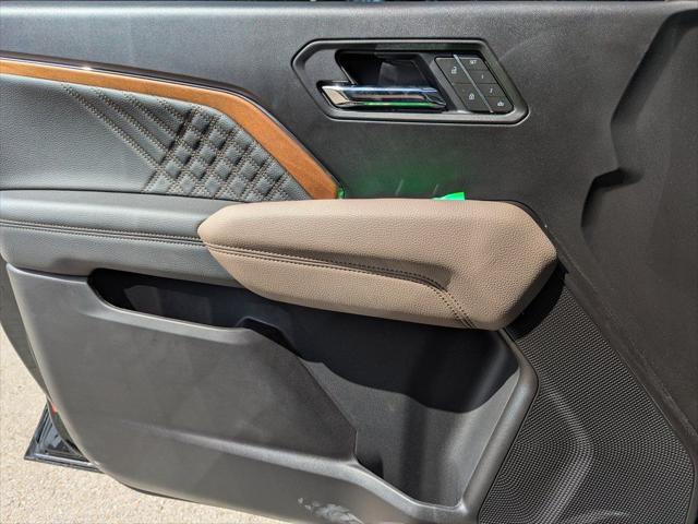 new 2025 GMC Canyon car, priced at $54,059