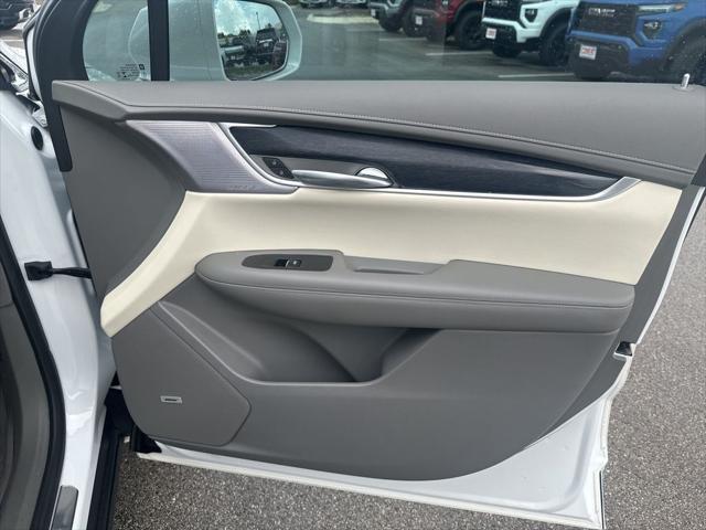 used 2020 Cadillac XT6 car, priced at $25,996