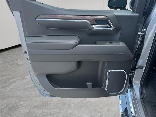 new 2025 GMC Sierra 1500 car, priced at $58,190
