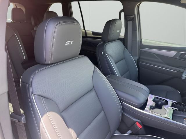 new 2025 Buick Enclave car, priced at $47,380