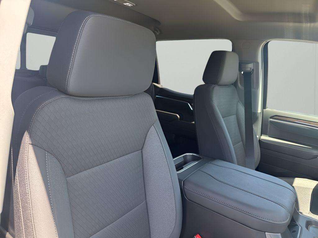 new 2025 GMC Sierra 1500 car, priced at $48,035