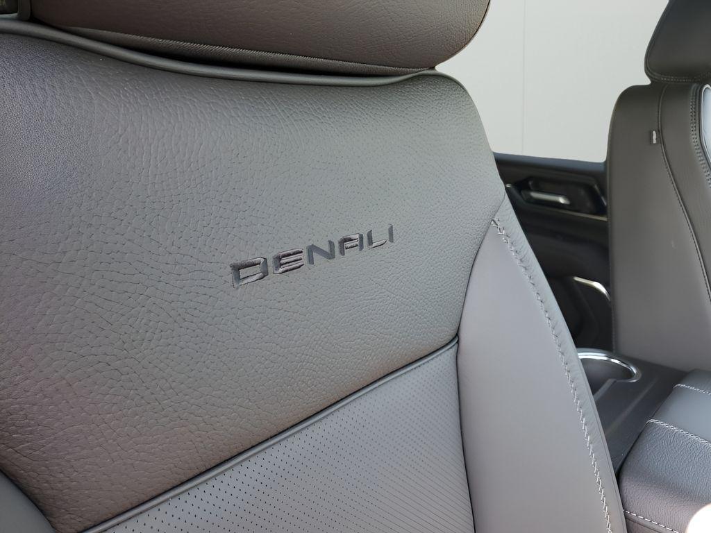 new 2026 GMC Yukon XL car, priced at $94,159