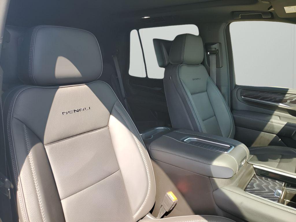used 2021 GMC Yukon car, priced at $55,977