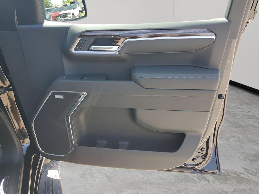 new 2025 GMC Sierra 1500 car, priced at $57,774