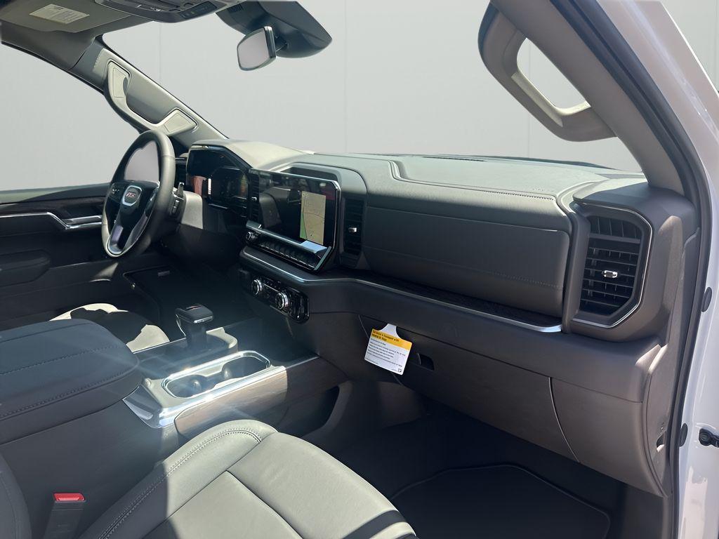 new 2025 GMC Sierra 1500 car, priced at $53,400