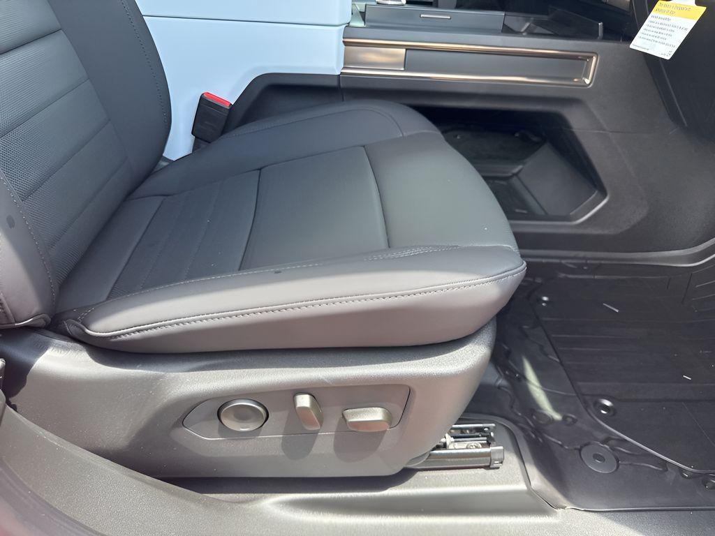 new 2025 GMC HUMMER EV Pickup car, priced at $95,884