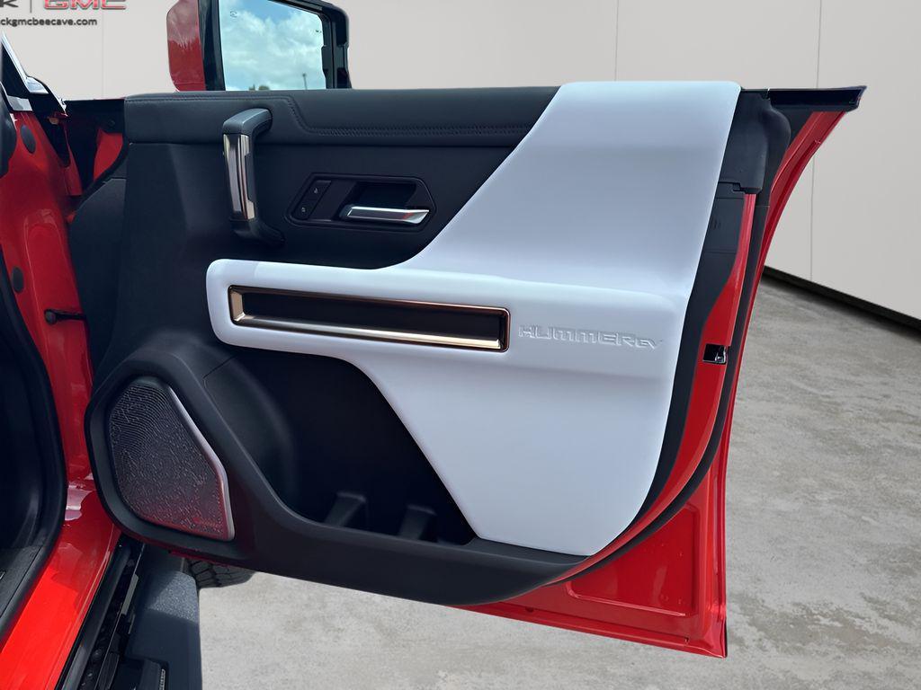 new 2025 GMC HUMMER EV Pickup car, priced at $95,884