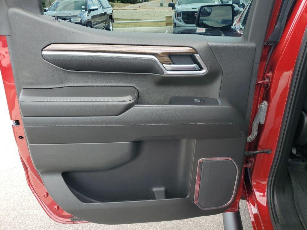 used 2022 Chevrolet Silverado 1500 car, priced at $40,477