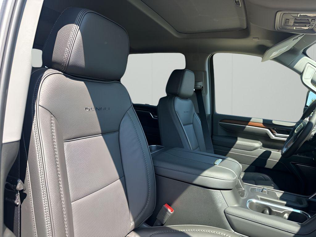 new 2025 GMC Sierra 2500 car, priced at $83,194