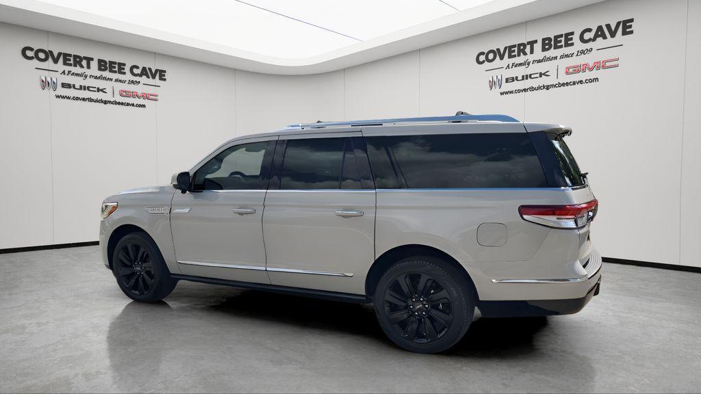 used 2023 Lincoln Navigator car, priced at $59,426
