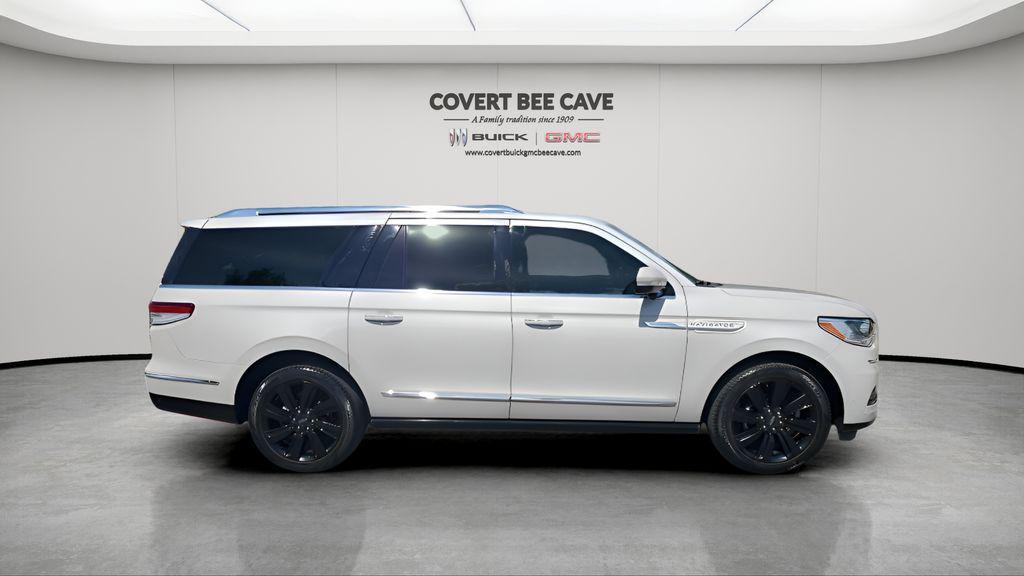 used 2023 Lincoln Navigator car, priced at $59,426