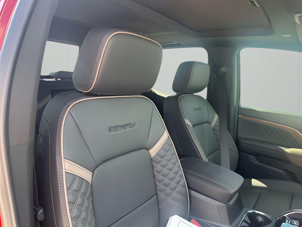 new 2025 GMC Canyon car, priced at $55,014
