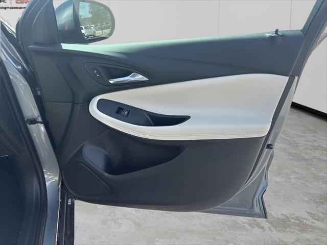 new 2025 Buick Encore GX car, priced at $26,175