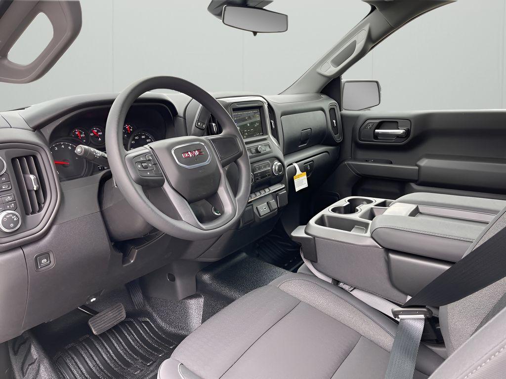 new 2025 GMC Sierra 1500 car, priced at $40,730