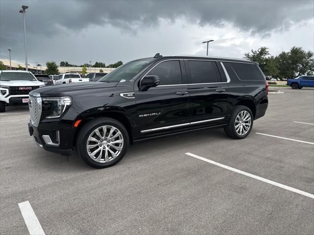 used 2022 GMC Yukon XL car, priced at $51,536