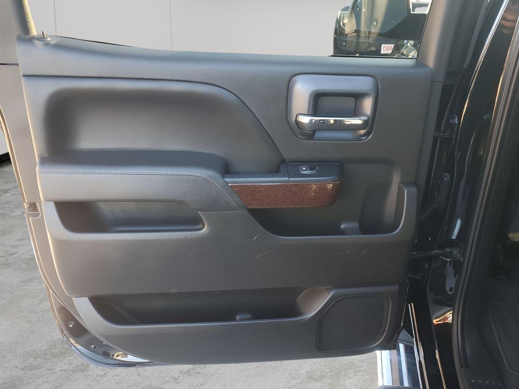 used 2018 GMC Sierra 1500 car, priced at $27,877