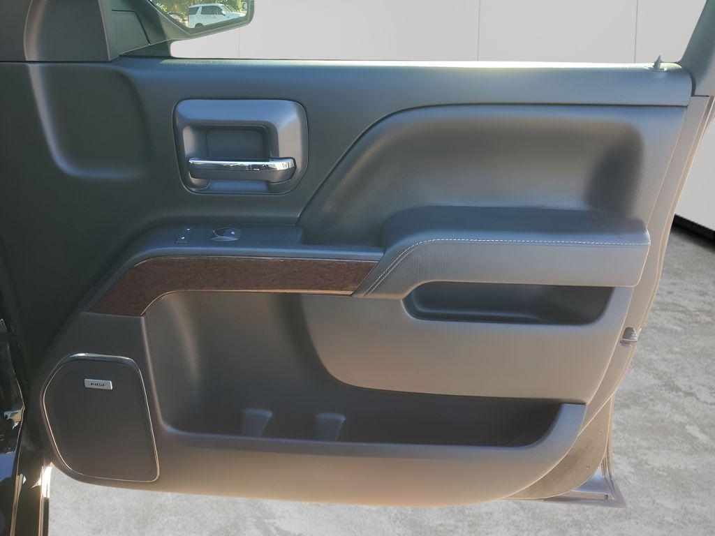 used 2018 GMC Sierra 1500 car, priced at $27,877