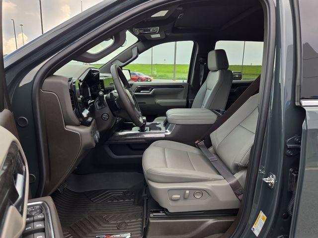 new 2025 Chevrolet Silverado 1500 car, priced at $72,820