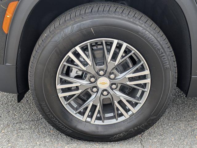 new 2026 Chevrolet Traverse car, priced at $44,395