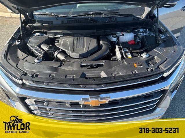 used 2025 Chevrolet Traverse car, priced at $39,796