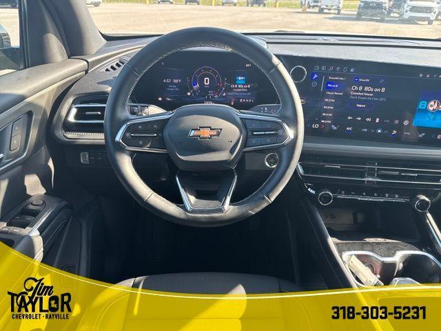 used 2025 Chevrolet Traverse car, priced at $39,796