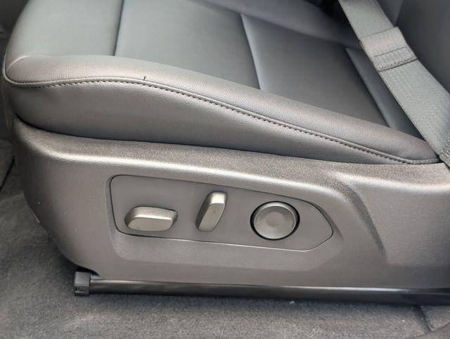 new 2025 Chevrolet Colorado car, priced at $45,510