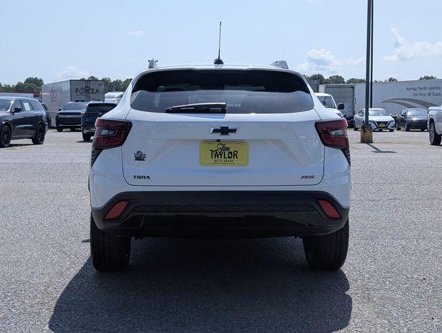 new 2025 Chevrolet Trax car, priced at $27,585