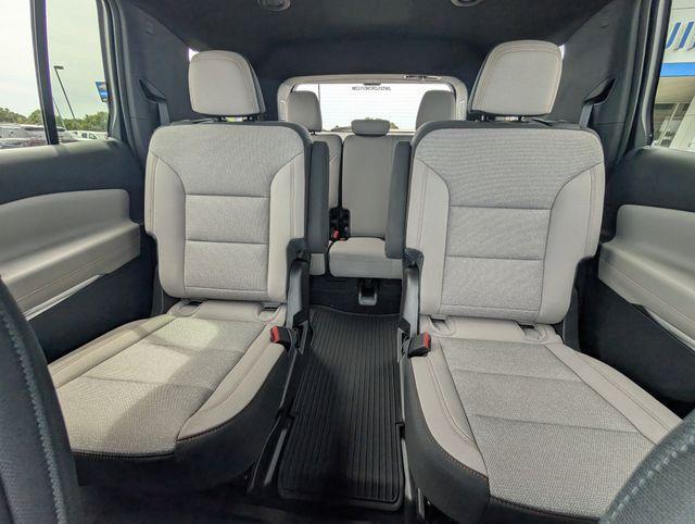new 2026 Chevrolet Traverse car, priced at $44,395