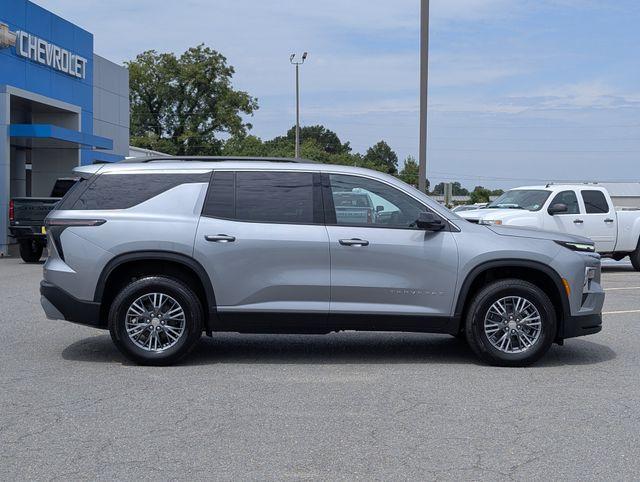 new 2026 Chevrolet Traverse car, priced at $44,395