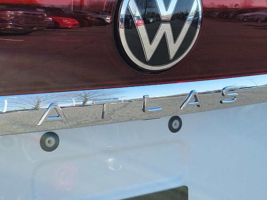 new 2024 Volkswagen Atlas Cross Sport car, priced at $52,396